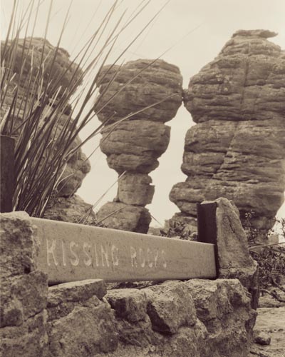 chiricahua-kissing-rocks.jpg