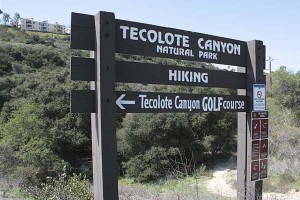 tecolote-canyon-sign